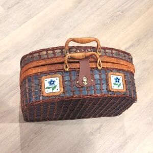Vintage Wicker Picnic Basket Brown Blue